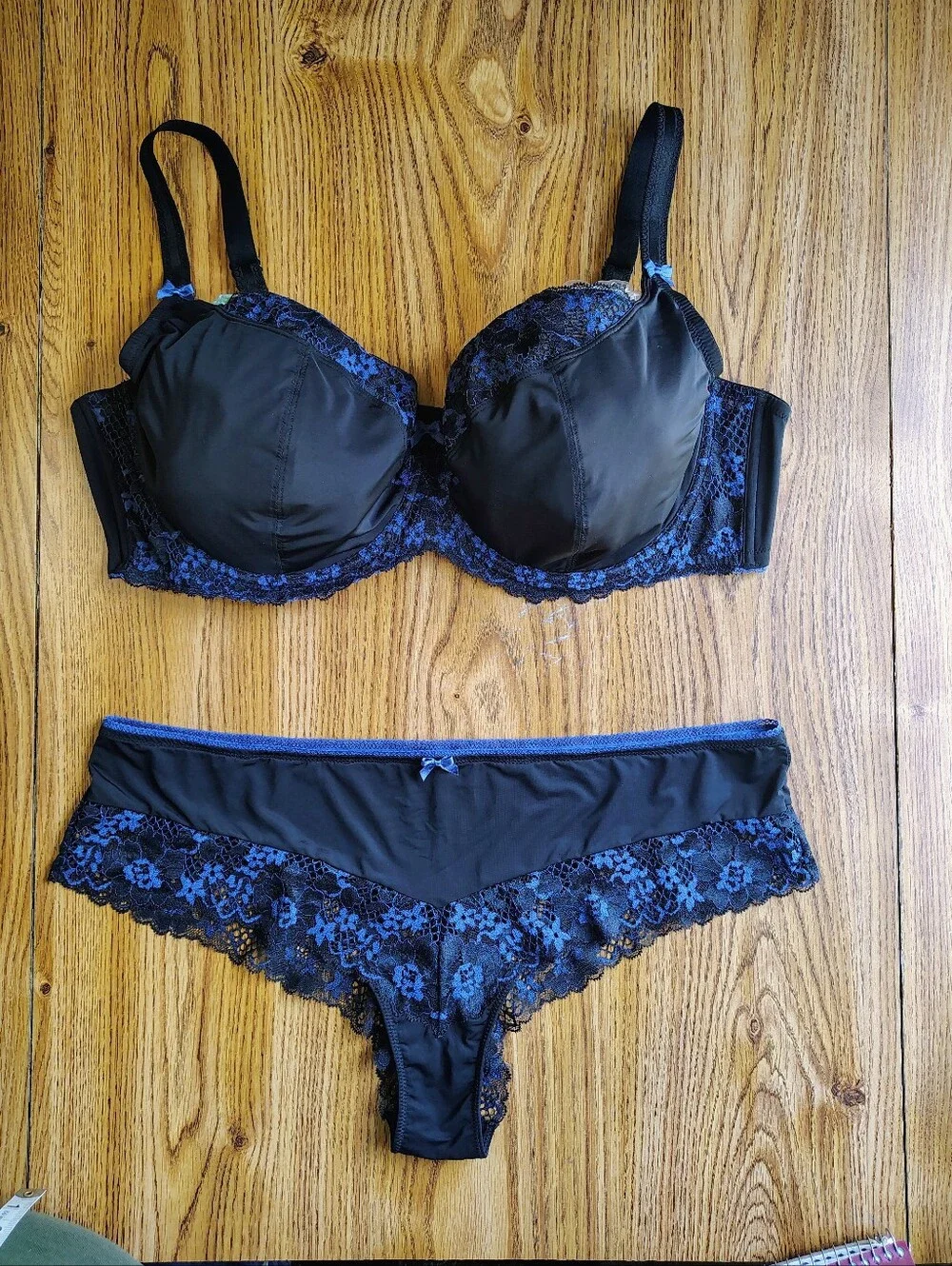 Adore Me Zita unlined breathable bra Lace Floral blue and black size 46DD - Picture 16 of 16